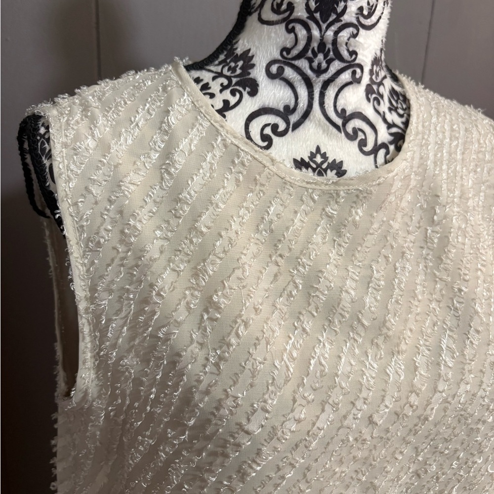 MAX STUDIO Cream Sleeveless Fringe Top - Picture 3 of 7